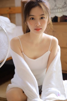 漂亮的女邻居3